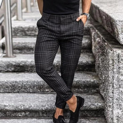 Men's Checked Trousers in Slim Tapered Fit – Refined Tailored Cut