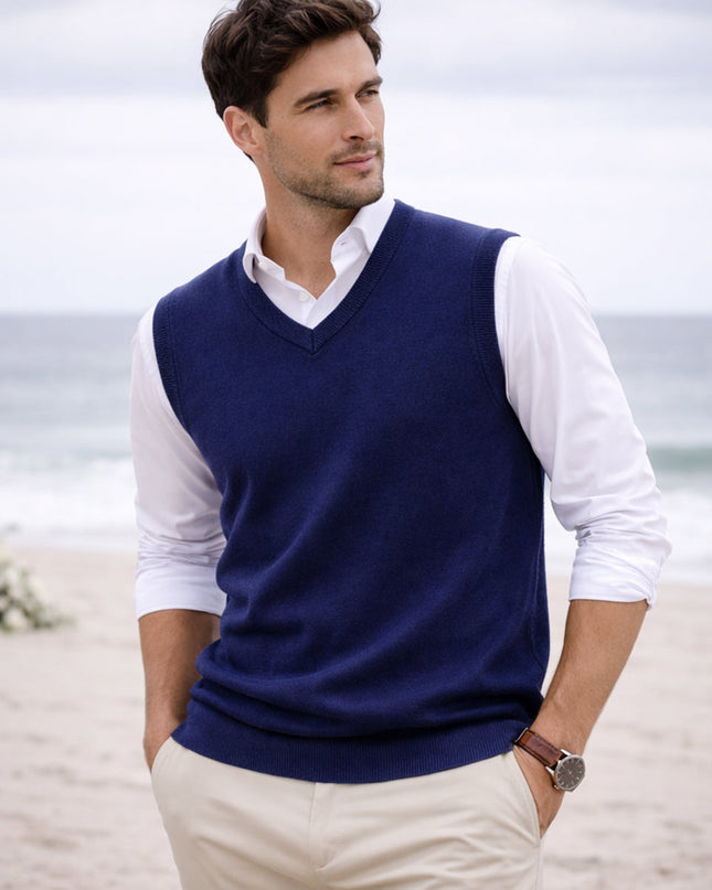 Men's Knitted Slipover in Regular Fit – Classic V-Neck Layer