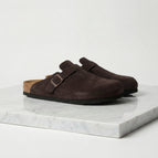 Brown / 35